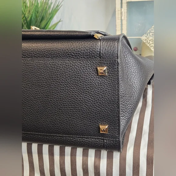 Henri Bendel The Rivington Black Leather Convertible Tote - Picture 7 of 16